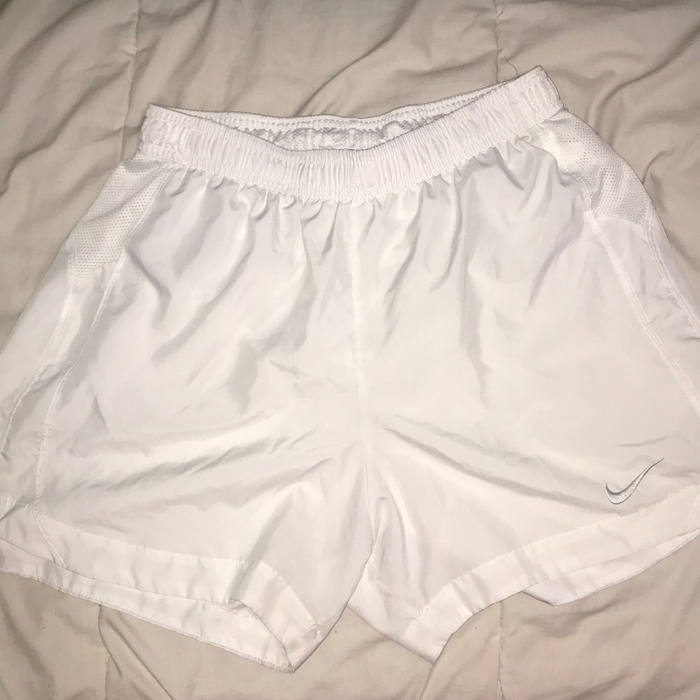 Women’s Nike dri-fit white sport shorts running S